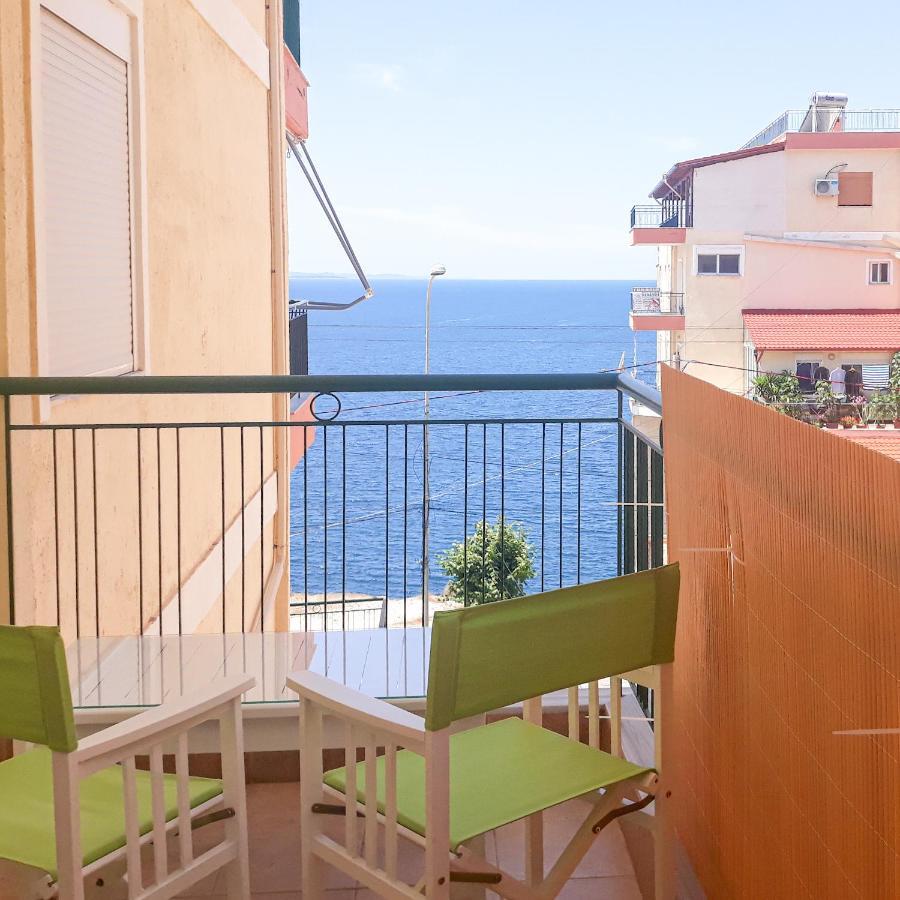 Hotel Sea Breeze Sarandë 外观 照片