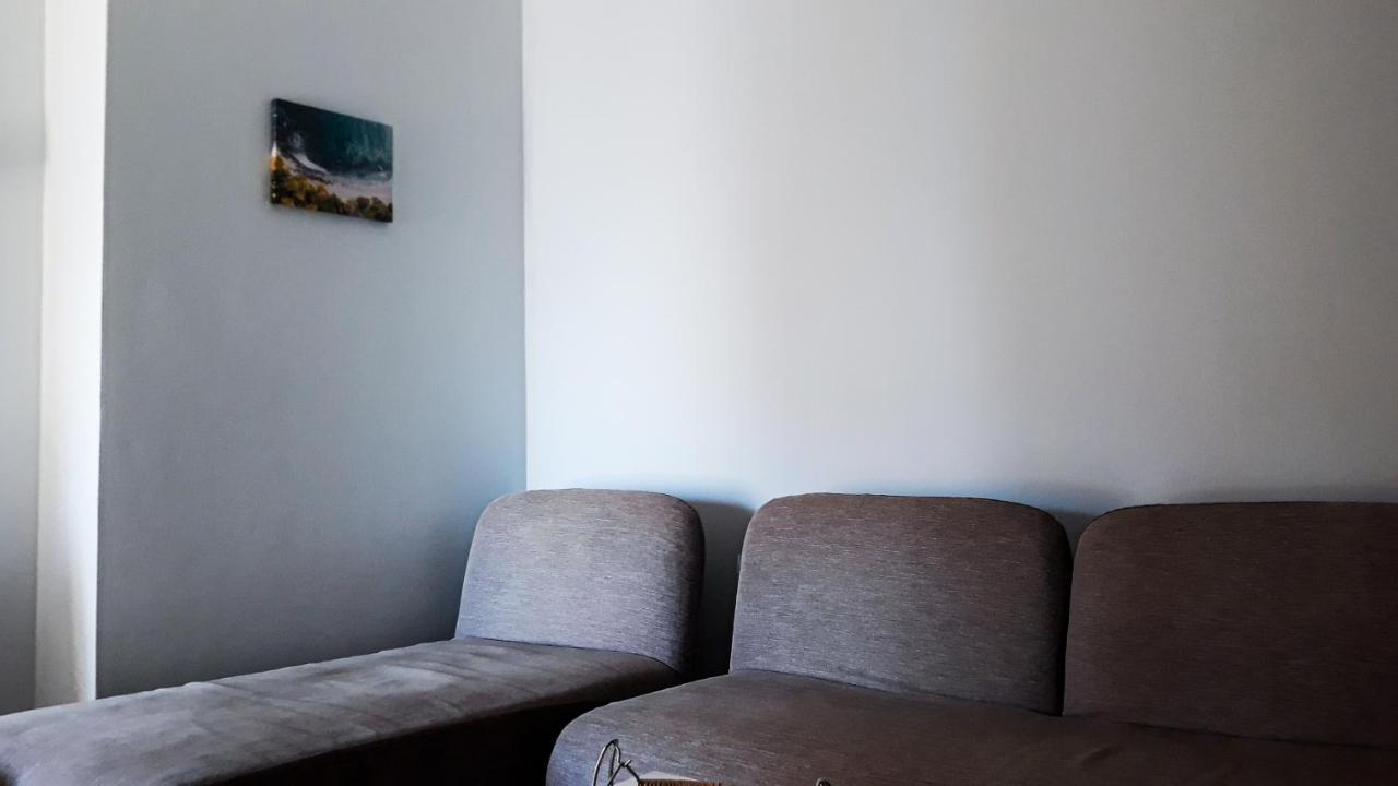 Hotel Sea Breeze Sarandë 外观 照片