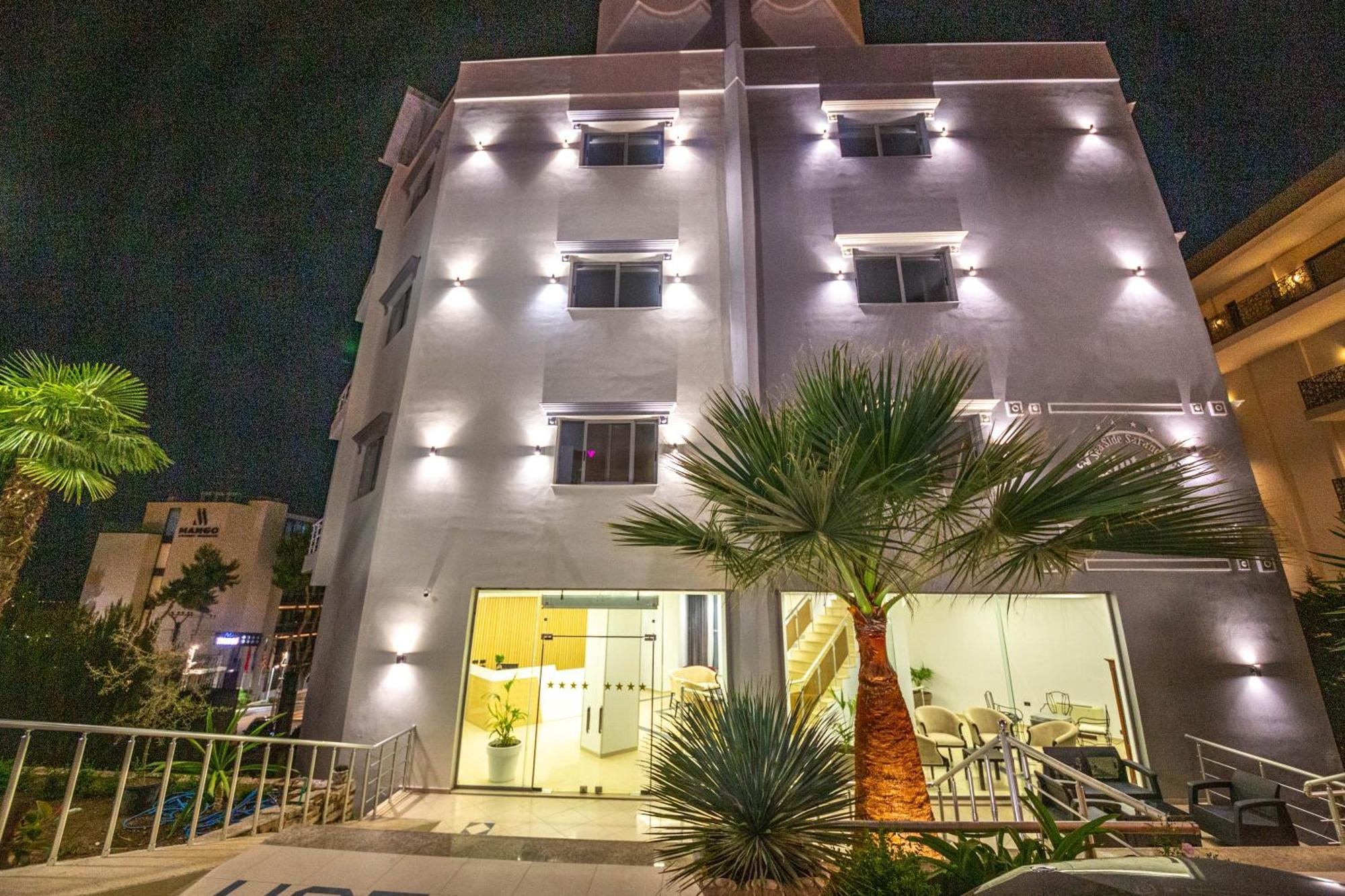 Hotel Sea Breeze Sarandë 外观 照片